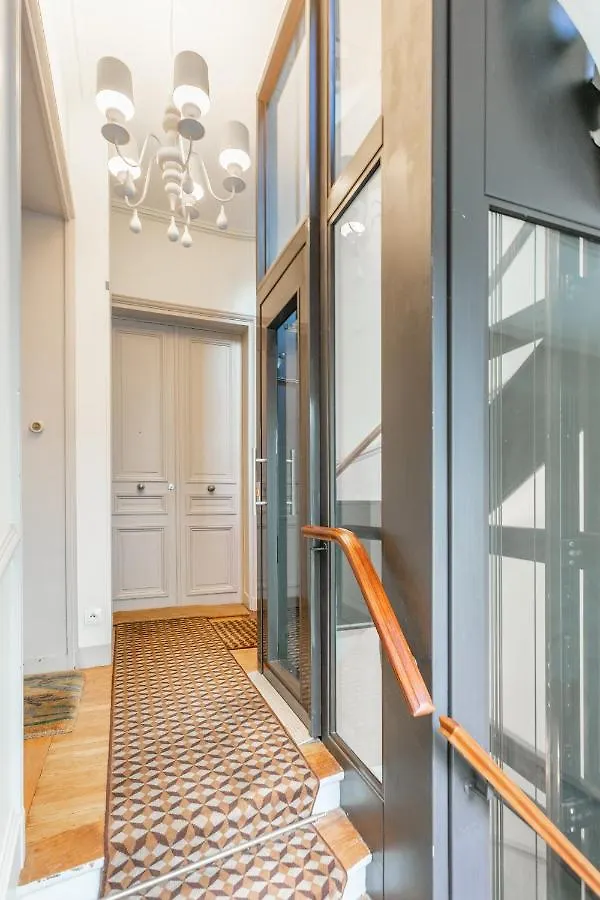 شقة باريس Appartement 80M2 Derriere Avenue Montaigne 8Eme